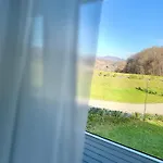 Tatjana ホテル ロガシュカ・スラティナ