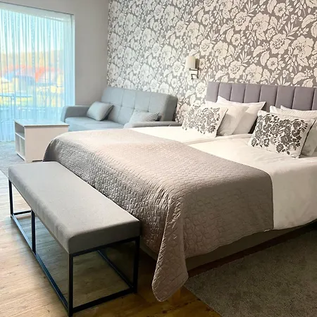 Отель Tatjana Quiet Boutique *